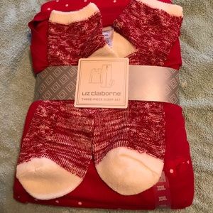 Liz Claire Bourne pj set